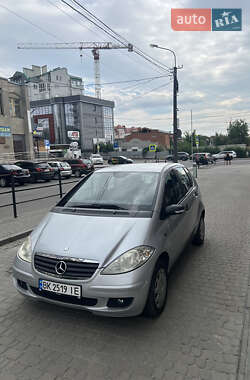 Хэтчбек Mercedes-Benz A-Class 2007 в 