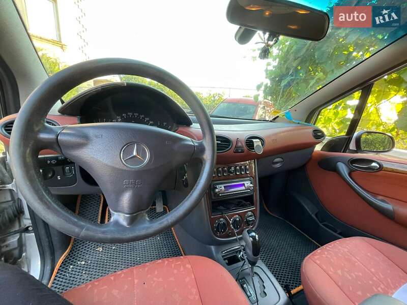 Хэтчбек Mercedes-Benz A-Class 2002 в Кропивницком