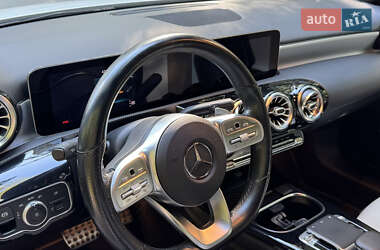 Седан Mercedes-Benz A-Class 2019 в 