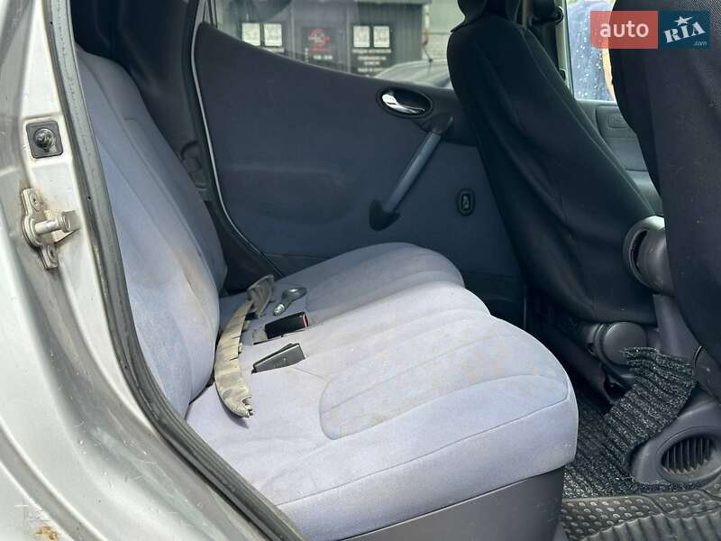 Хетчбек Mercedes-Benz A-Class 2000 в Дніпрі