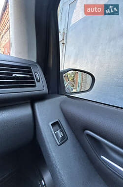 Хэтчбек Mercedes-Benz A-Class 2007 в 