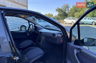 Хэтчбек Mercedes-Benz A-Class 2005 в 