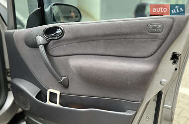 Хэтчбек Mercedes-Benz A-Class 1999 в 