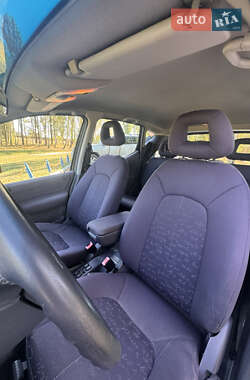 Хэтчбек Mercedes-Benz A-Class 2000 в 