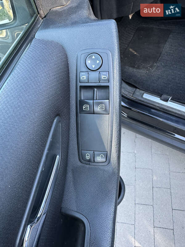 Хэтчбек Mercedes-Benz A-Class 2005 в Сумах фото 17 Хэтчбек Mercedes-Benz A-Class 2005 в Сумах