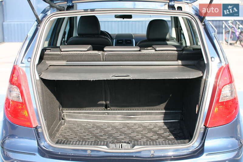 Хэтчбек Mercedes-Benz A-Class 2011 в Киеве