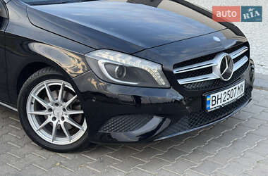 Хэтчбек Mercedes-Benz A-Class 2014 в 