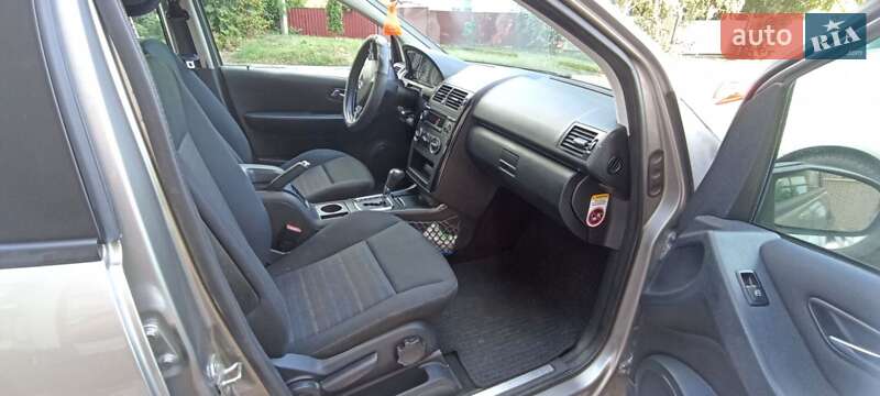 Хэтчбек Mercedes-Benz A-Class 2006 в Киеве