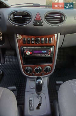 Хэтчбек Mercedes-Benz A-Class 2002 в 