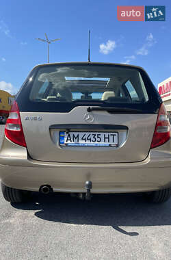 Хэтчбек Mercedes-Benz A-Class 2008 в 