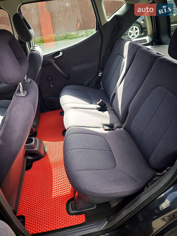 Хэтчбек Mercedes-Benz A-Class 2000 в Малине