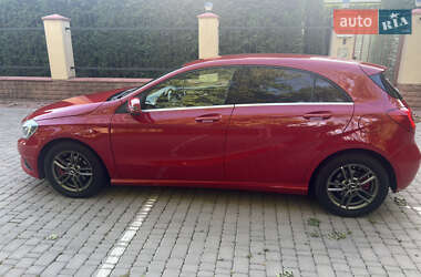 Хетчбек Mercedes-Benz A-Class 2014 в 