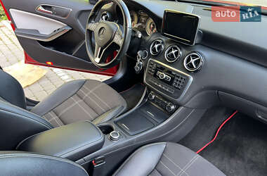 Хетчбек Mercedes-Benz A-Class 2014 в 