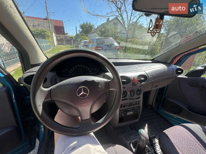 Хетчбек Mercedes-Benz A-Class 2000 в Дубні