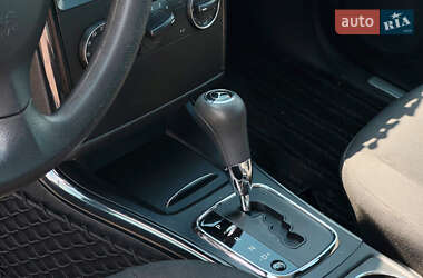 Хэтчбек Mercedes-Benz A-Class 2010 в 