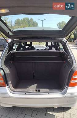 Хэтчбек Mercedes-Benz A-Class 2002 в 