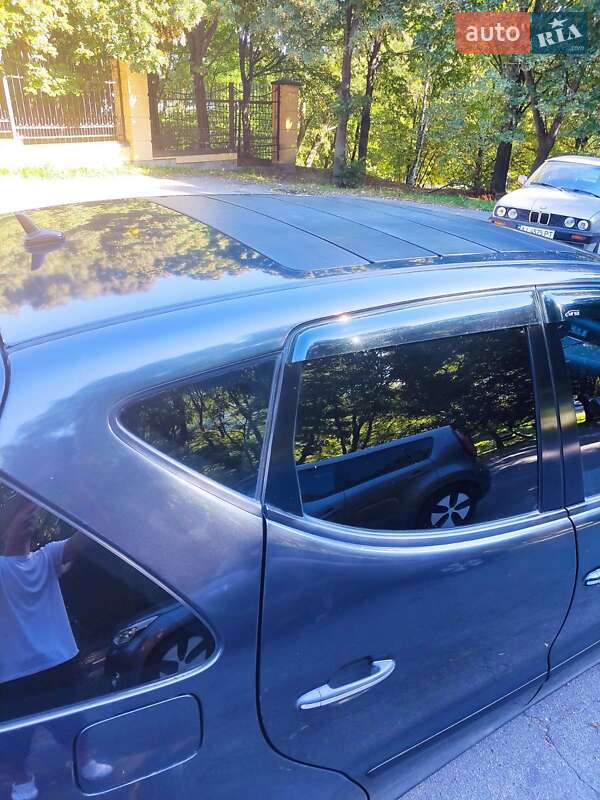 Хетчбек Mercedes-Benz A-Class 2000 в Києві фото 15 Хетчбек Mercedes-Benz A-Class 2000 в Києві