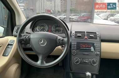 Хэтчбек Mercedes-Benz A-Class 2005 в 