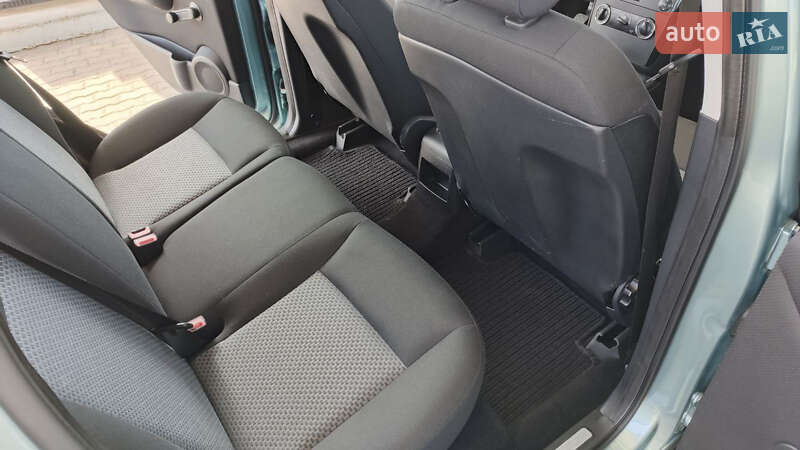 Хэтчбек Mercedes-Benz A-Class 2004 в Виннице фото 19 Хэтчбек Mercedes-Benz A-Class 2004 в Виннице