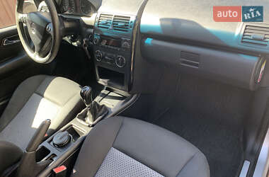 Хэтчбек Mercedes-Benz A-Class 2005 в 