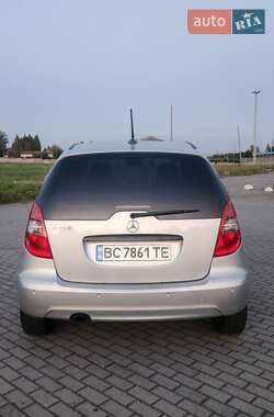 Хэтчбек Mercedes-Benz A-Class 2010 в 