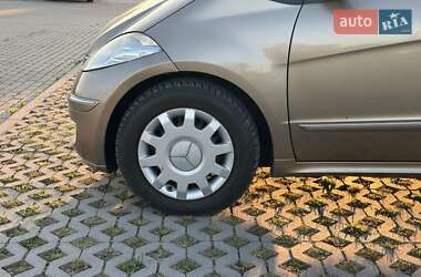 Хэтчбек Mercedes-Benz A-Class 2006 в 