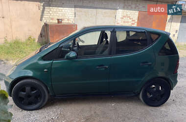 Хэтчбек Mercedes-Benz A-Class 1998 в 