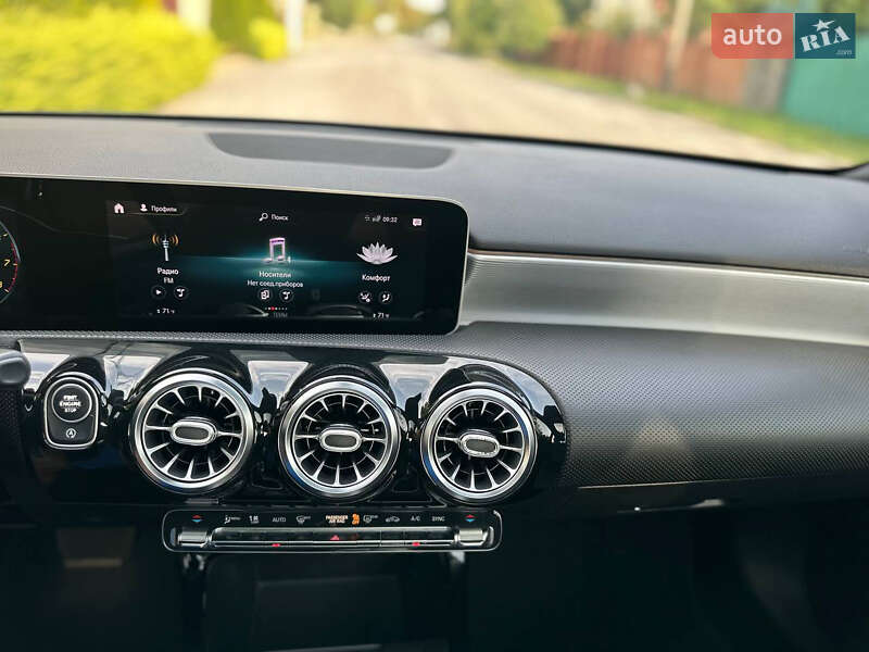Седан Mercedes-Benz A-Class 2019 в Виннице
