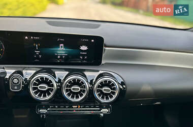 Седан Mercedes-Benz A-Class 2019 в 