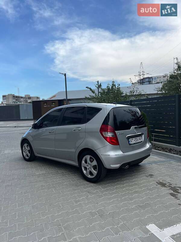 Хэтчбек Mercedes-Benz A-Class 2010 в Ивано-Франковске фото 16 Хэтчбек Mercedes-Benz A-Class 2010 в Ивано-Франковске