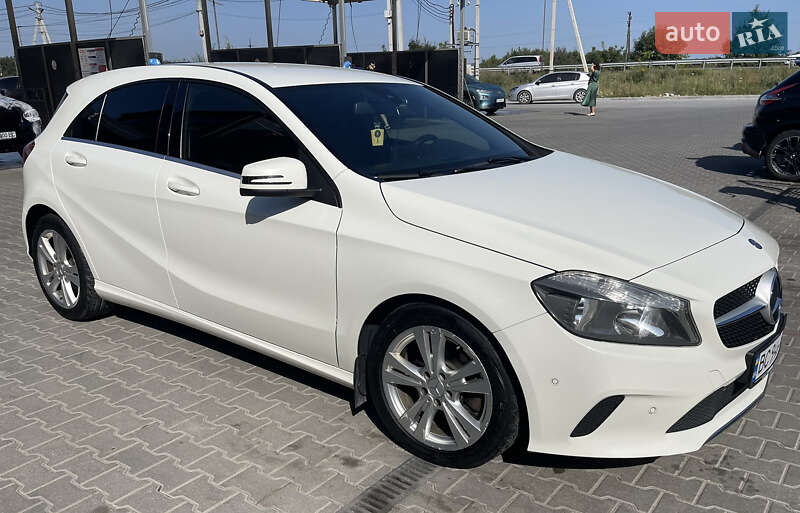 Хэтчбек Mercedes-Benz A-Class 2016 в Львове