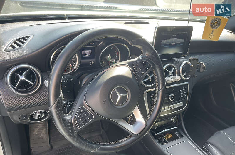 Хэтчбек Mercedes-Benz A-Class 2016 в Львове
