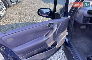 Хэтчбек Mercedes-Benz A-Class 2003 в 