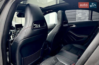 Хэтчбек Mercedes-Benz A-Class 2012 в 