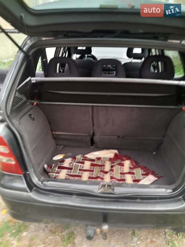 Хэтчбек Mercedes-Benz A-Class 2002 в Стрые фото 7 Хэтчбек Mercedes-Benz A-Class 2002 в Стрые