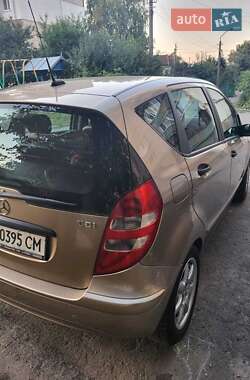Хэтчбек Mercedes-Benz A-Class 2004 в 
