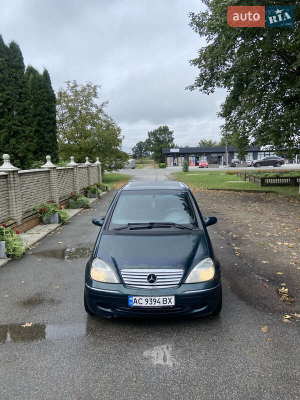 Хэтчбек Mercedes-Benz A-Class 2001 в 