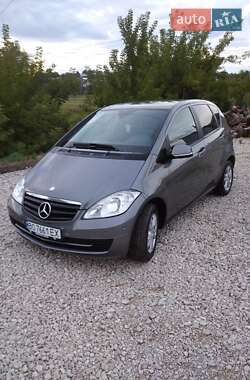 Хэтчбек Mercedes-Benz A-Class 2008 в 