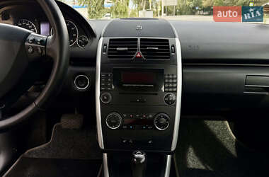 Хэтчбек Mercedes-Benz A-Class 2006 в 