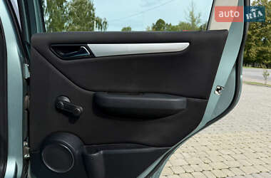 Хэтчбек Mercedes-Benz A-Class 2006 в 