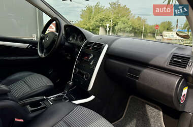 Хэтчбек Mercedes-Benz A-Class 2006 в 