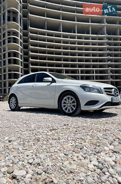 Хэтчбек Mercedes-Benz A-Class 2014 в Кропивницком