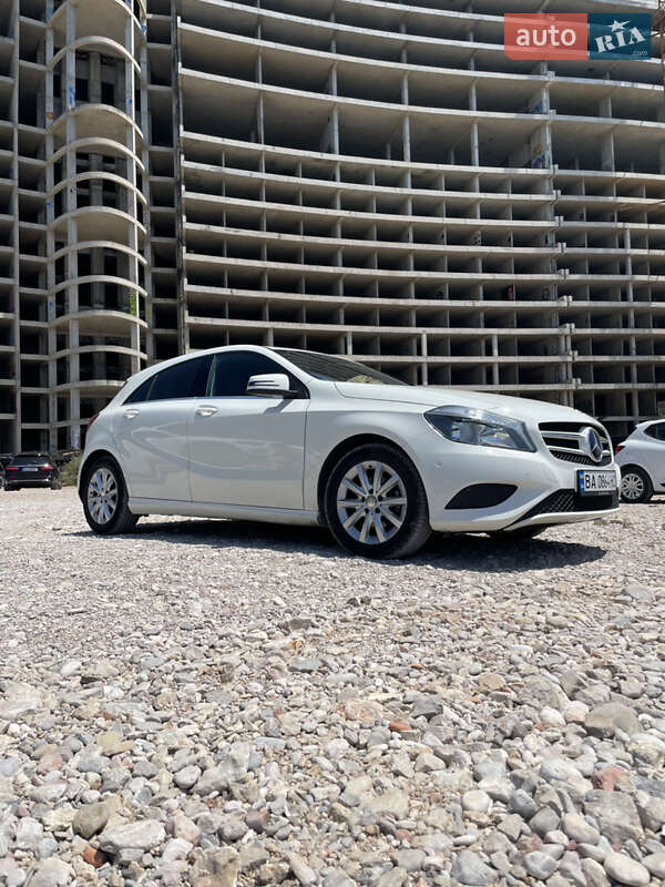 Хэтчбек Mercedes-Benz A-Class 2014 в Кропивницком фото 18 Хэтчбек Mercedes-Benz A-Class 2014 в Кропивницком