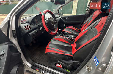 Хетчбек Mercedes-Benz A-Class 2009 в 