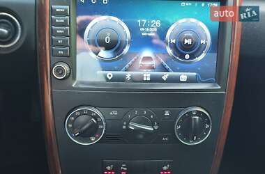 Купе Mercedes-Benz A-Class 2010 в 