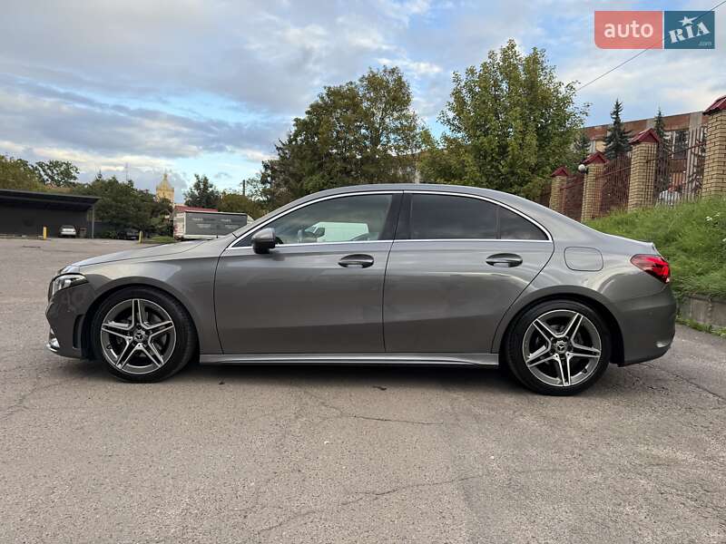 Седан Mercedes-Benz A-Class 2019 в Львове