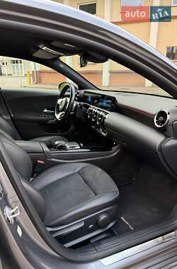 Седан Mercedes-Benz A-Class 2019 в 
