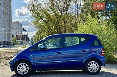 Хэтчбек Mercedes-Benz A-Class 2001 в 