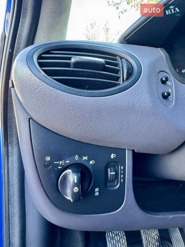 Хетчбек Mercedes-Benz A-Class 2001 в Києві