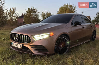 Седан Mercedes-Benz A-Class 2021 в Києві
